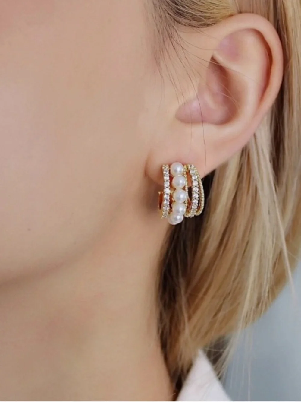 *** Dainty Gold Pearl & Crystal Multi-Row Hoop Earrings